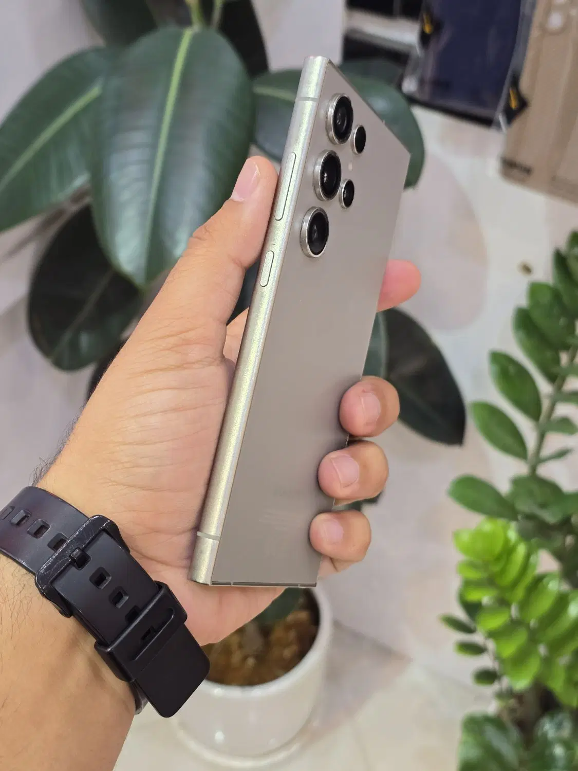 S24 Ultra با شرایط اقساط سفید