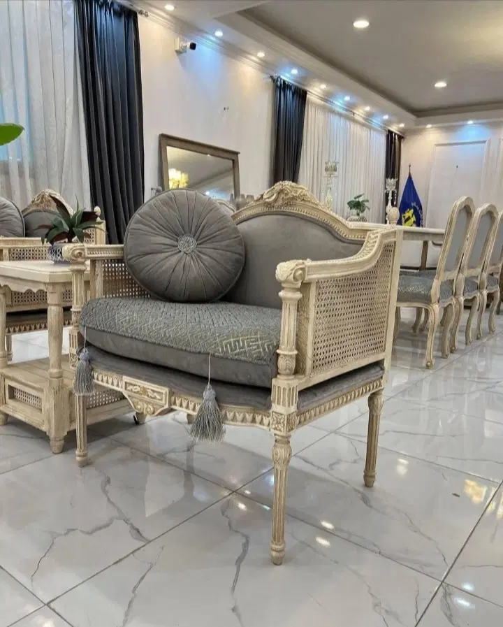 مبل کاجی
