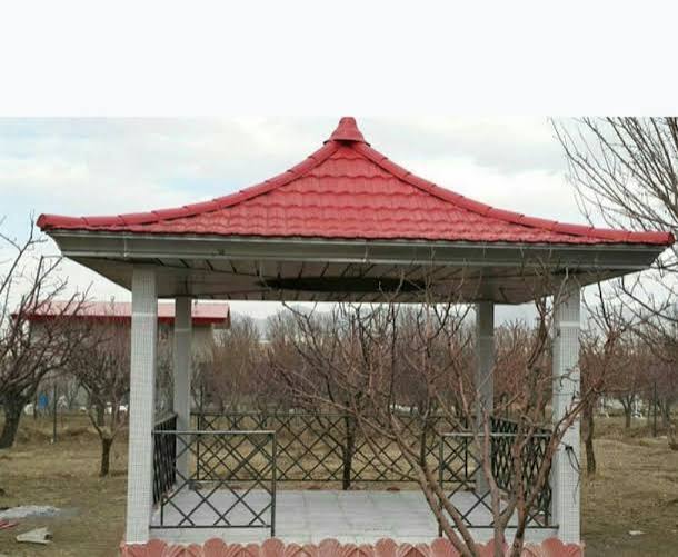آلاچیق باغچه فلزی